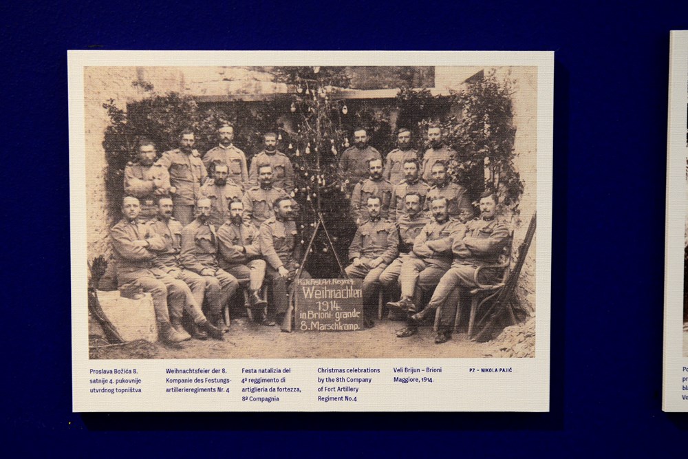 Proslava Božića 1914. godine na Brijunima - 8. satnija 4. pukovnije utvrdnog topništva  (Snimio Dejan Štifanić)